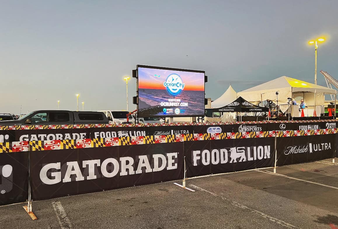 MB 15 LED trailer is promoting advertising in outdoor sports activities